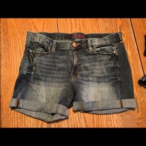 Decree Jean Shorts